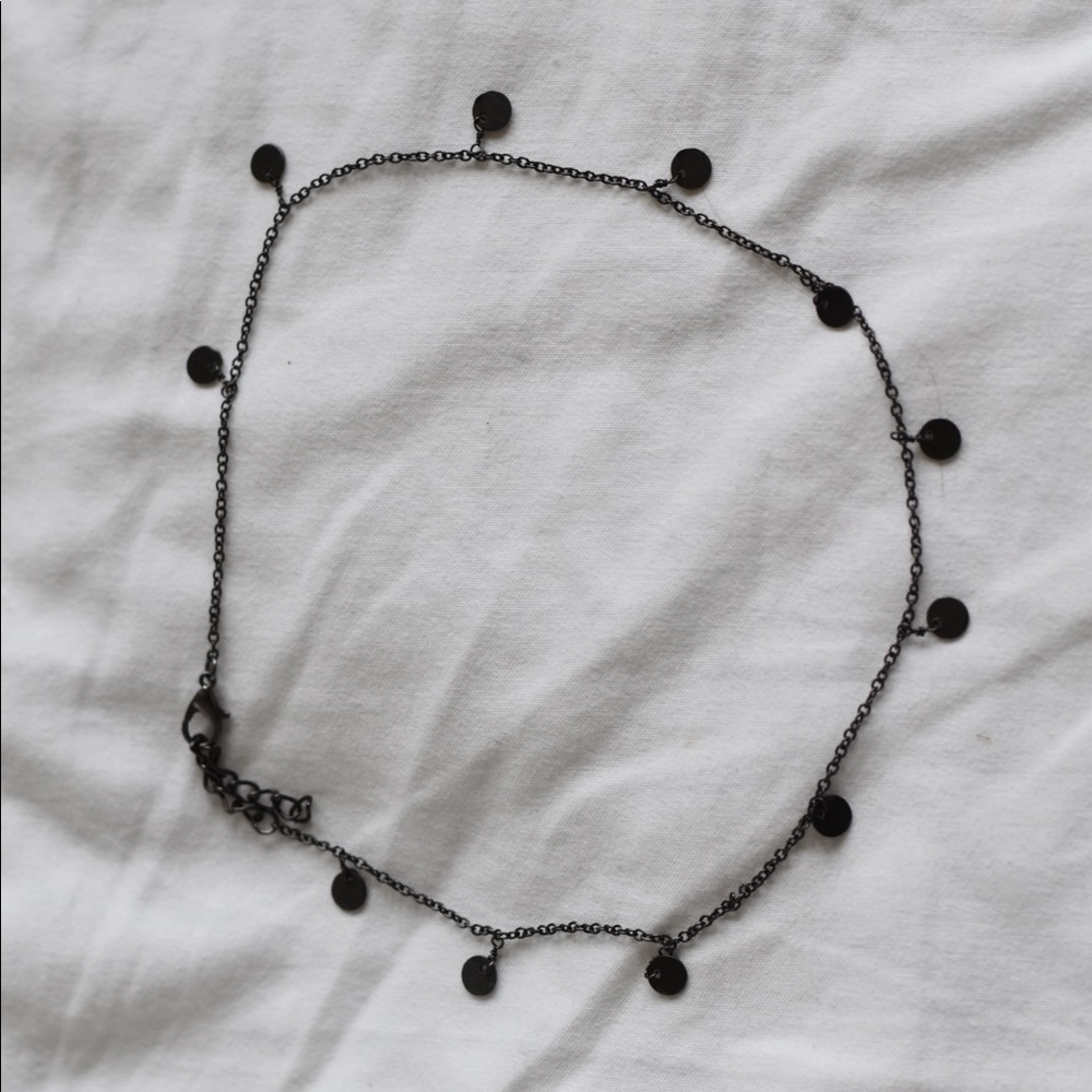 NWOT Dangle black choker